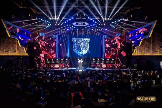 台让更多人 台让更多人